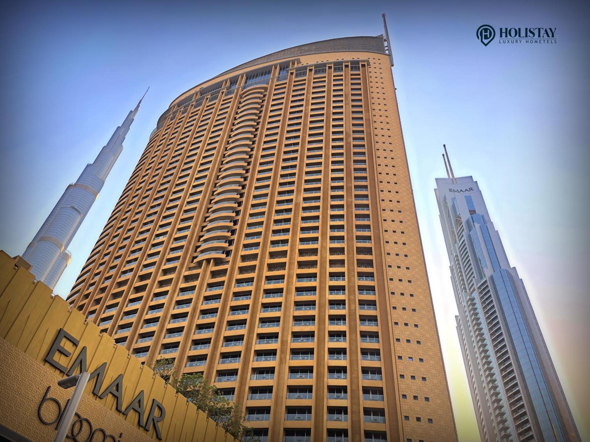 Holistay Luxury Homes - Burj Khalifa View - Direct Access Mall Апартаменти Дубай