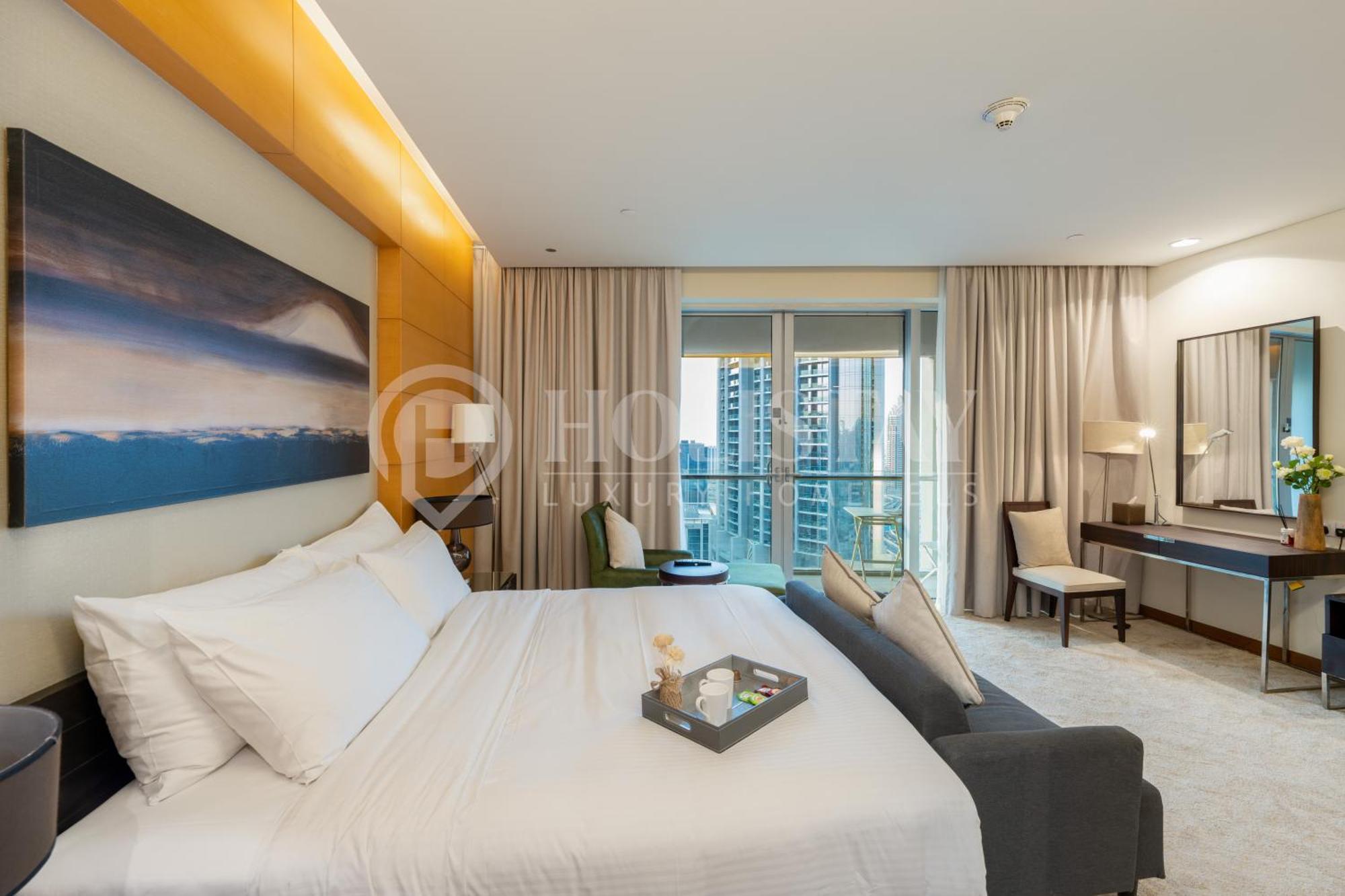 Holistay Luxury Homes - Burj Khalifa View - Direct Access Mall Апартаменти *