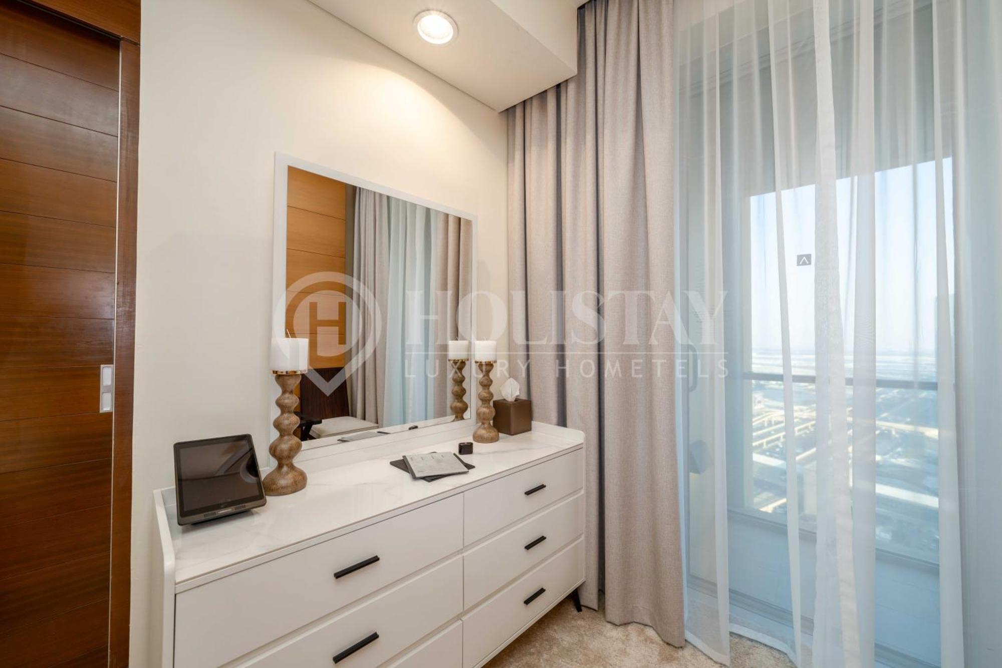 Holistay Luxury Homes - Burj Khalifa View - Direct Access Mall Апартаменти *