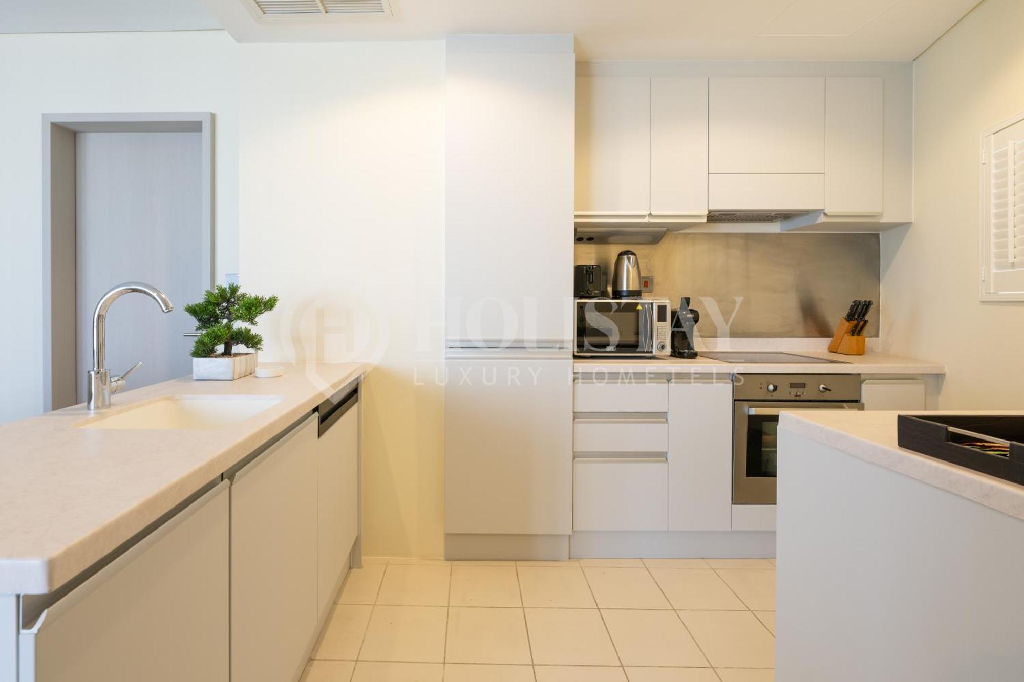 Апартаменти Holistay Luxury Homes - Burj Khalifa View - Direct Access Mall *