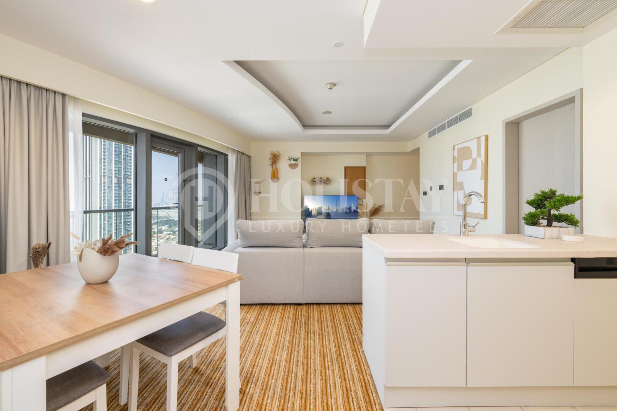Holistay Luxury Homes - Burj Khalifa View - Direct Access Mall * Дубай