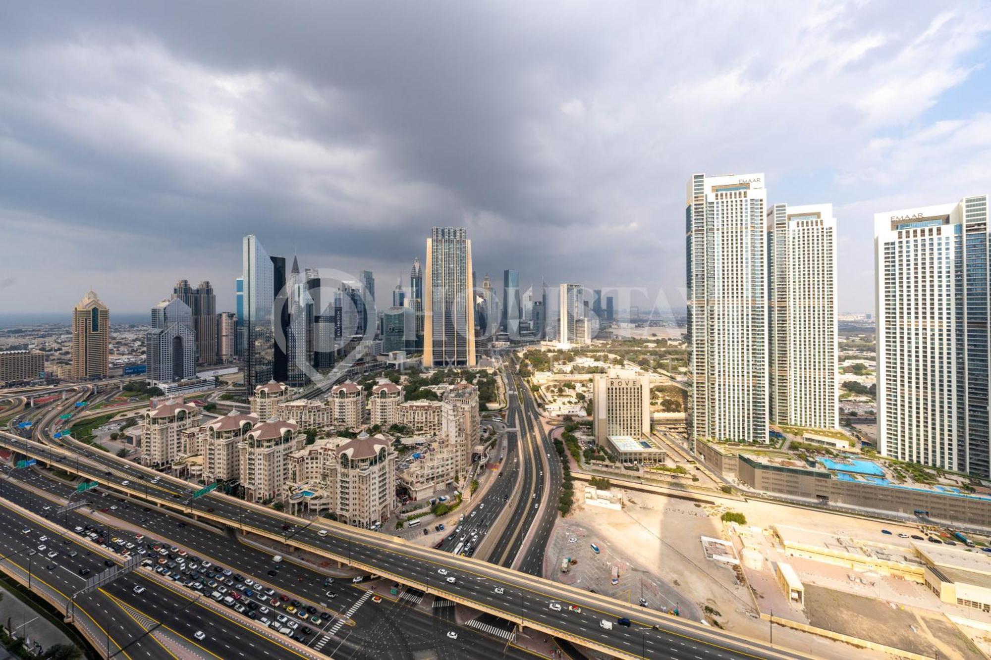 Апартаменти Holistay Luxury Homes - Burj Khalifa View - Direct Access Mall Дубай
