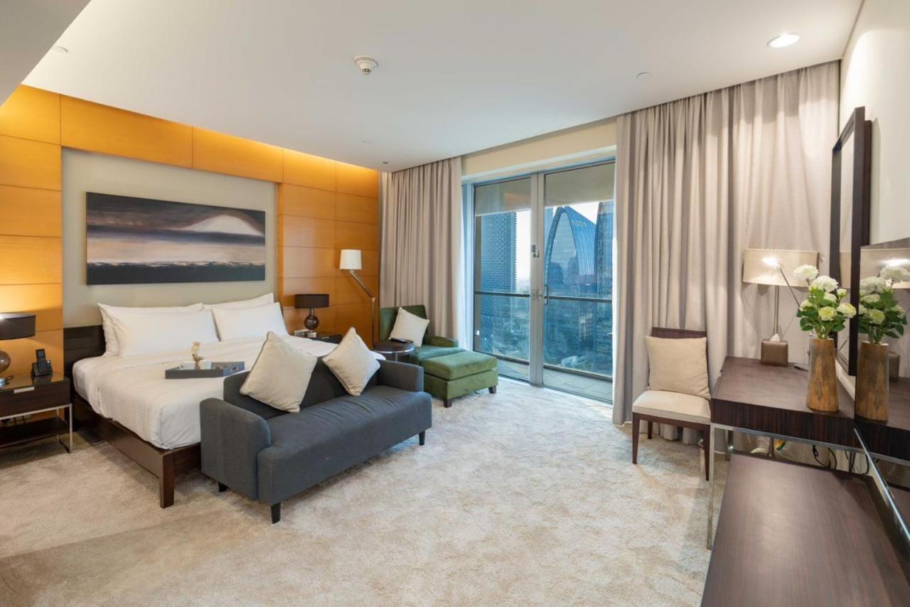 Holistay Luxury Homes - Burj Khalifa View - Direct Access Mall Апартаменти